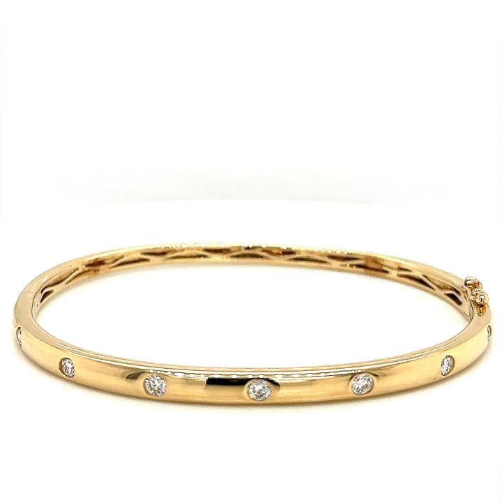 9ct Yellow Gold Seven Stone Diamond Bangle