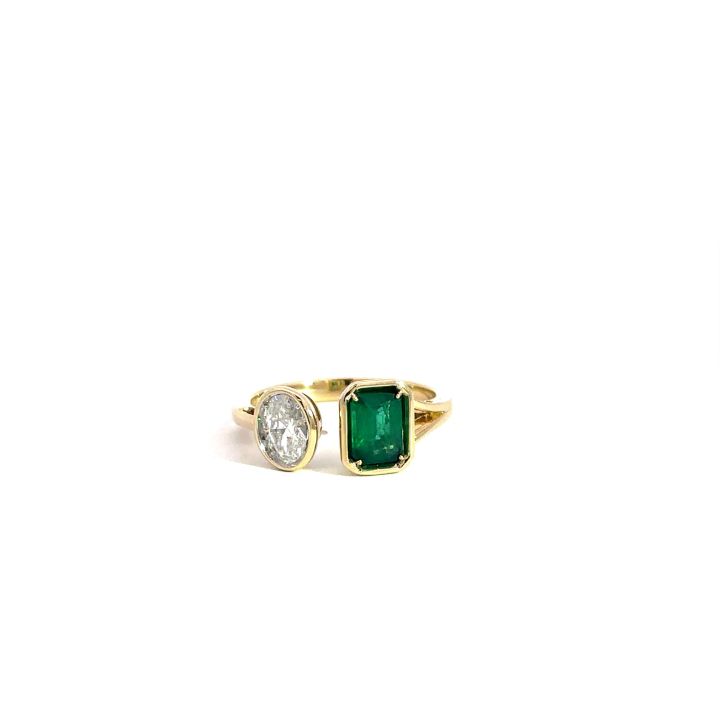 14ct Yellow Gold Emerald & Diamond Torque Ring