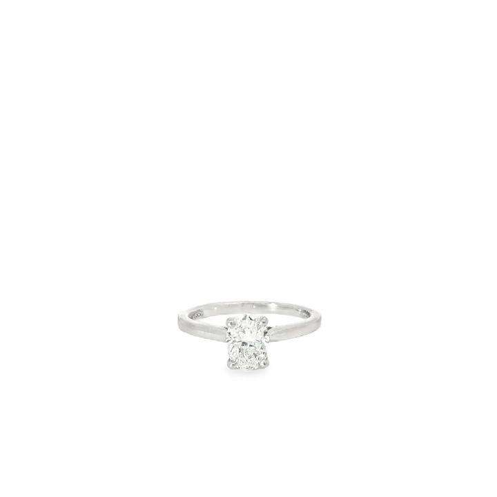 Platinum 1.01ct Oval Diamond Ring